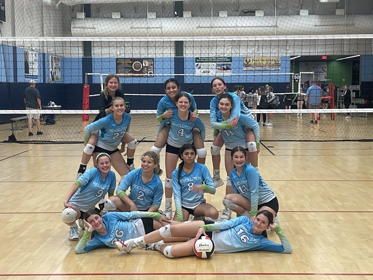 CoachMPatterson's tweet photo. 6-0 On to the Gold Bracket for the 13u at State Farm Stadium Tomorrow @rev_volleyball #13elite https://t.co/FYiTcMr10E