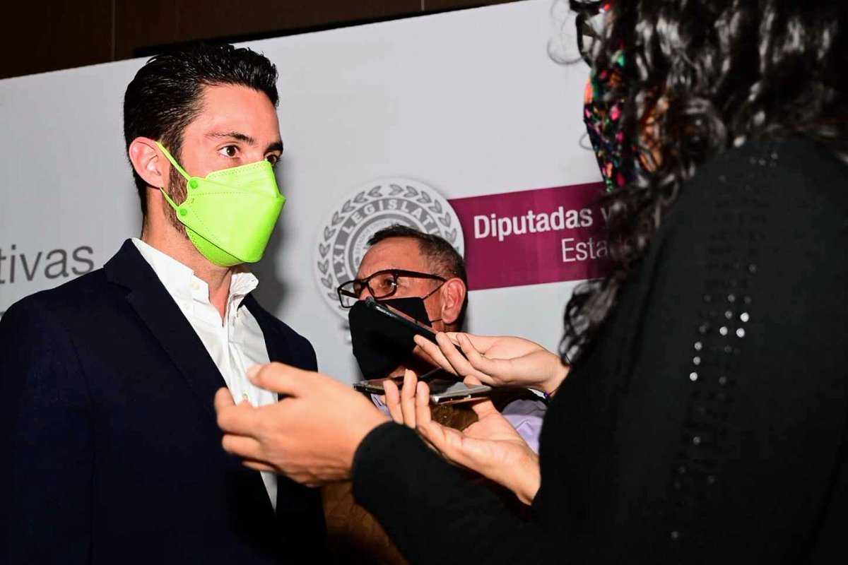 Buscará PVEM instalar plantas tratadoras de agua para beneficiar al AIFA y al Oriente del Edoméx. El dirigente estatal del partido del Tucán en la entidad, José Couttolenc en Edoméx adelantó que trabajan desde el Congreso local y federal para este asunto. 
facebook.com/24246285296724…