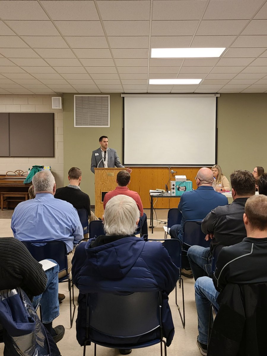 Michael_Howe2's tweet photo. Bismarck ➡️ Hazen ➡️ Bismarck ➡️ Casselton ➡️ Mooreton ➡️ Granville

Busy week on the campaign trail. It’s been a blast meeting folks who are so energized and passionate about making our state the best place in the country! #NDpol #Howe4ND https://t.co/bENjFwSpvf