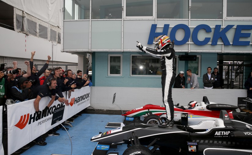 CLeclercFans's tweet photo. #OnThisDay - 03.05.2015 :
@Charles_Leclerc remportait sa deuxième victoire de la saison, la quatrième en monoplace. C'était surtout son cinquième podium en 6 courses !
Photo : T.Suer
#F1 #TeamLeclerc #EssereFerrari #Charles16 #Ferrari #Leclerc #CL16 #CharlesLeclerc #BackTo2015 https://t.co/igMdzATAV8