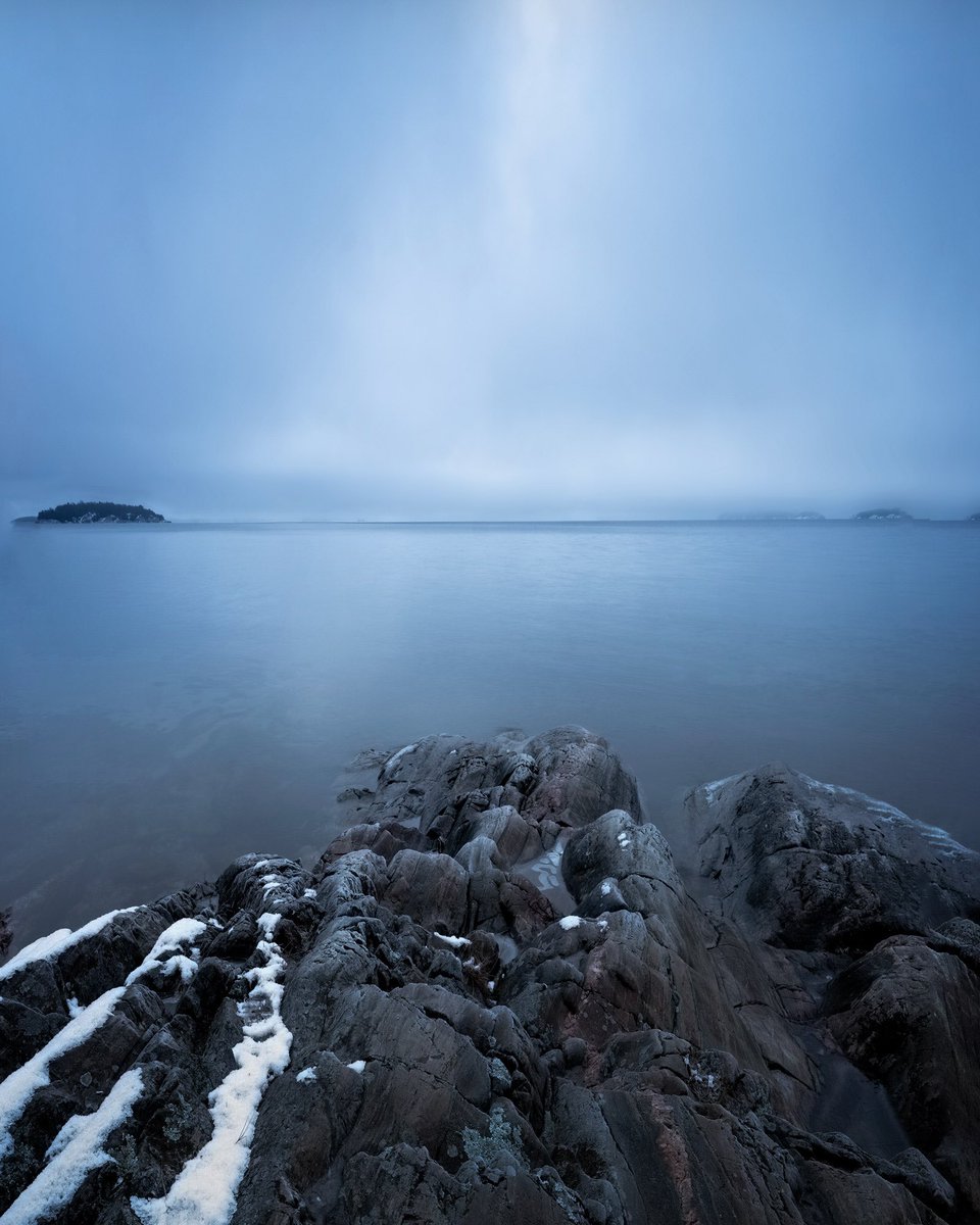Swedish archipelago - absolutely gorgeous morning today. Out early, arrived to the location at 6 and was met by a really wonderful light and things did not get any worse when discovering what a gem the location was with these appealing foregrounds all over the place. #landscape