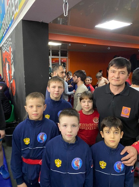 на Всероссийском турнире по вольной борьбе (г.Ставрополь) наши борцы заняли одно второе и 2 третьих места (тренер Алиакбаров)