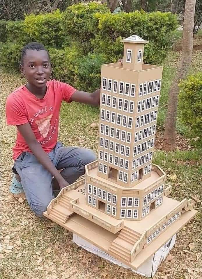 Ce môme est un futur architecte, il n'y a aucun doute🥰👌✊