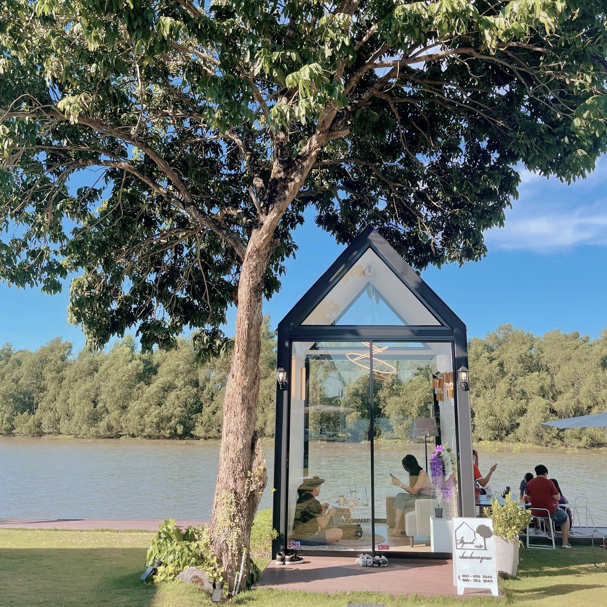 TPainaidee's tweet photo. คาเฟ่เปิดใหม่กิ๊ก บางคล้า ฉะเชิงเทรา บอกเลยว่าบรรยายกาศดีมาก april cafe 📍 https://t.co/pJAs5xOcZv
