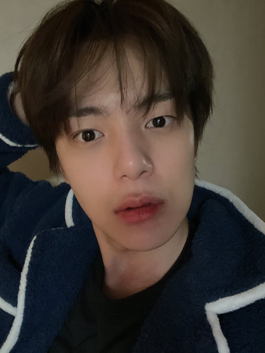 monstax_fcafe's tweet photo. [220221] MINHYUK #민혁 https://t.co/dihMccdeQF