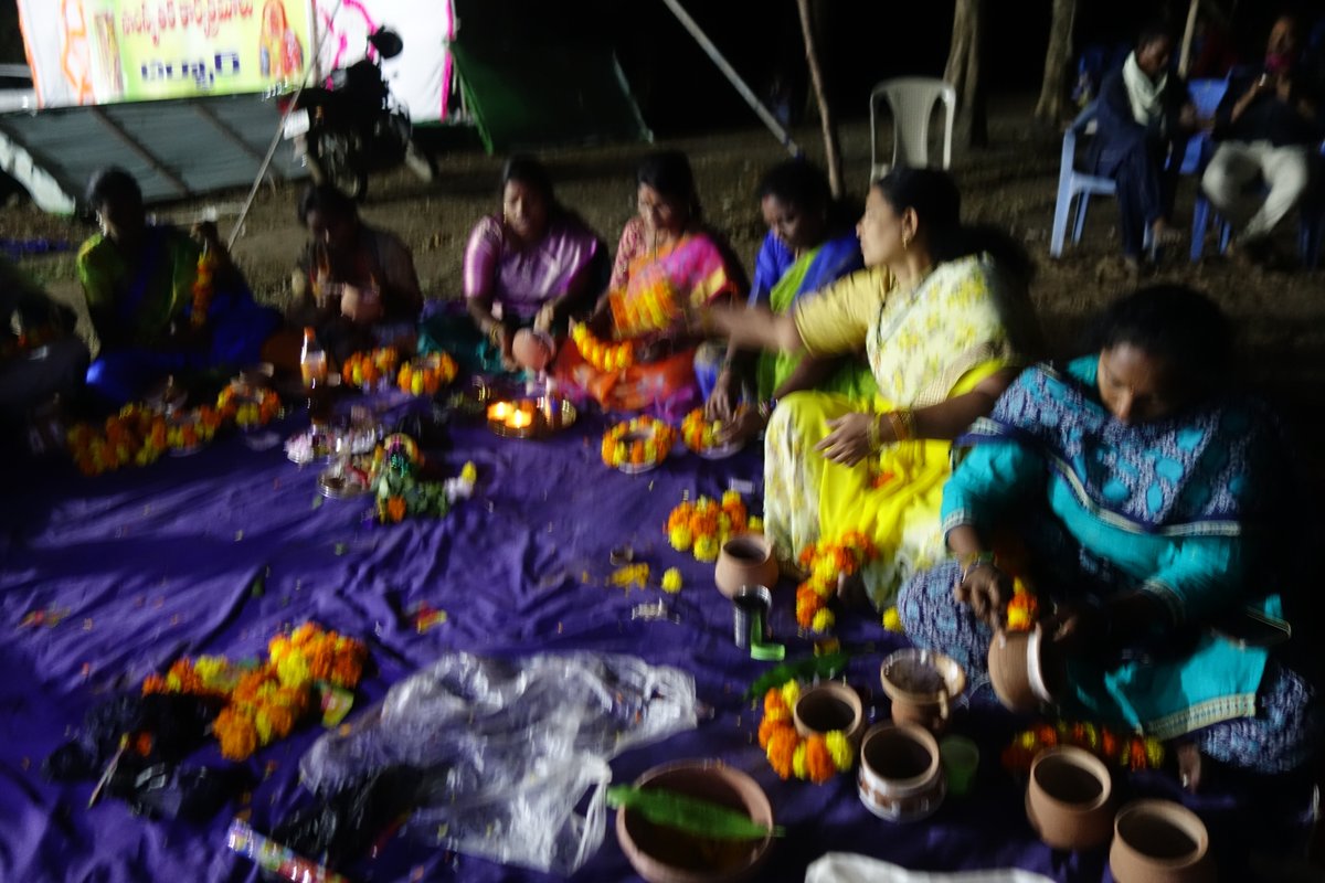 airadilabad's tweet photo. "గాంధారి ఖిల్లాలో మైసమ్మ జాతర  పై రేడియో నివేదిక".
21 ఫిబ్రవరి 2022, సోమవారం@ సాయంత్రం 6.45ని.లకు
#AIRAdilabad #AdilabadAdda #Radioreport https://t.co/IZ1OJGe8h3