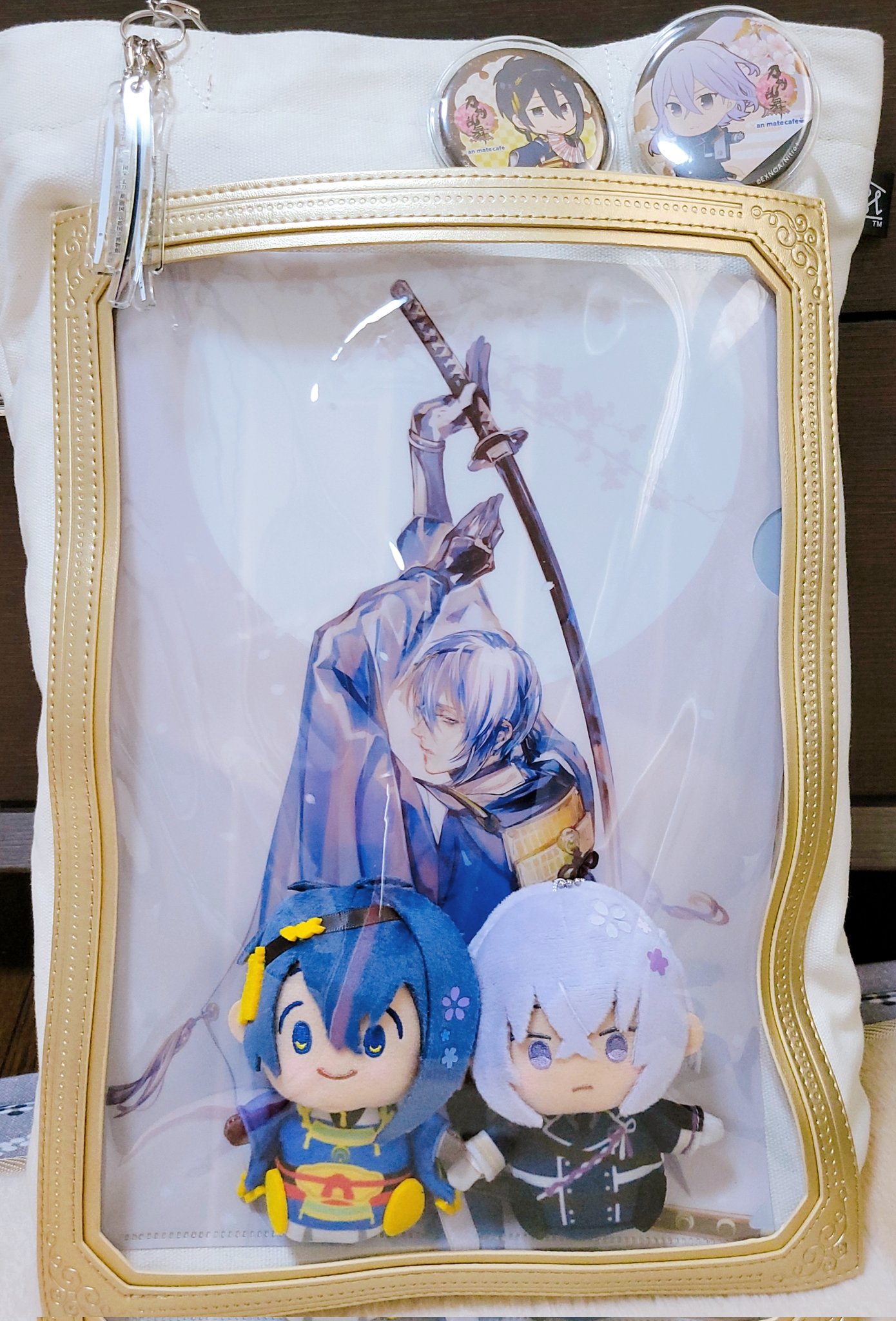 フェリシモミュージアム部 自分だけのバッグが作れる マイミュージアムトート いつのまにか集まったクリアファイルから お気に入りの1枚を飾って持ち歩けるトートバッグ あなたにとっての名画をいつでも持ち歩けます 特別感たっぷり オンリーワンの