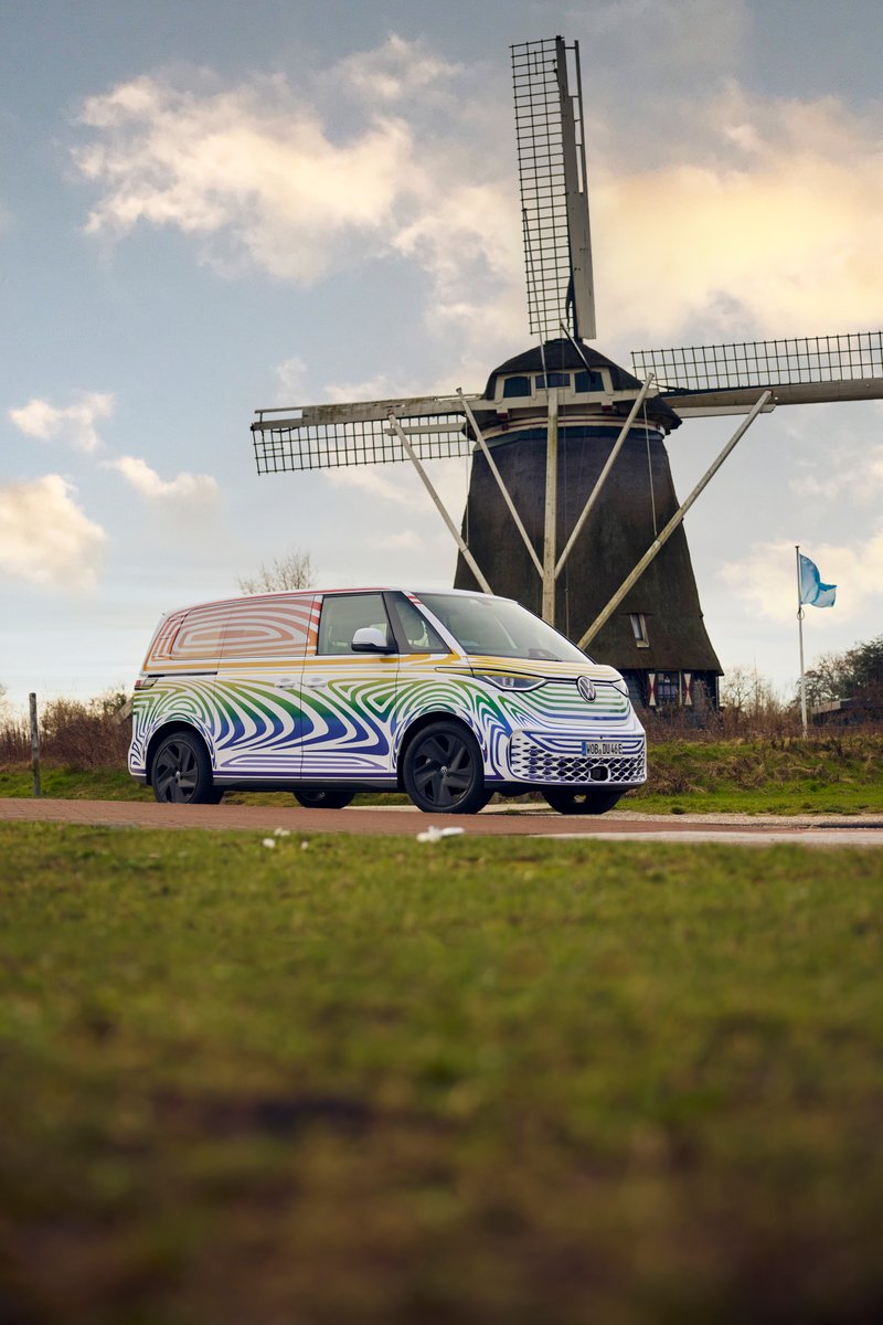 EXCLUSIEF: de eerste rit met de nieuwe <a href="/VW/">Volkswagen</a> ID.Buzz Cargo - en natuurlijk INCLUSIEF vlog! bestelauto.nl/nieuws/vlog-ee… <a href="/PRVolkswagenNL/">Volkswagen NL NWS</a>