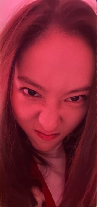 hourlykrystal's tweet photo. playful sooj https://t.co/zCceiTRwp6