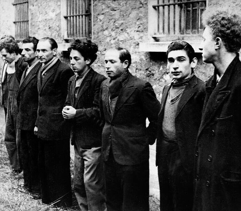 yannickhoppe's tweet photo. Il y a #78ans, le #21février 1944, 22 membres des Francs Tireurs Partisans - Main d’Oeuvre Immigrée étaient exécutés dans la clairière du #MontValérien. Ils étaient Juifs, Arméniens, Polonais, Hongrois, Espagnols, Italiens. La France était leur bien le + précieux. 🕊🙏🏻😢 1/4 https://t.co/byEzNEFZwS