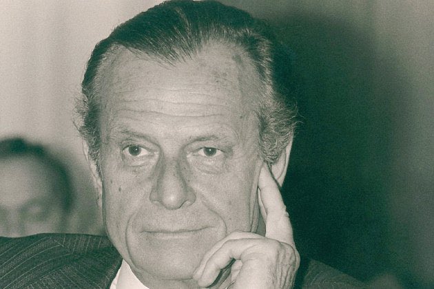 [#CeJourLà] 22 février 1993, disparition de Jean Lecanuet, résistant, député MRP, ministre de la IVème République. Sénateur centriste, candidat à la présidentielle de 1965, le « Kennedy français » devient maire de Rouen, ministre de Giscard puis président de l’UDF.