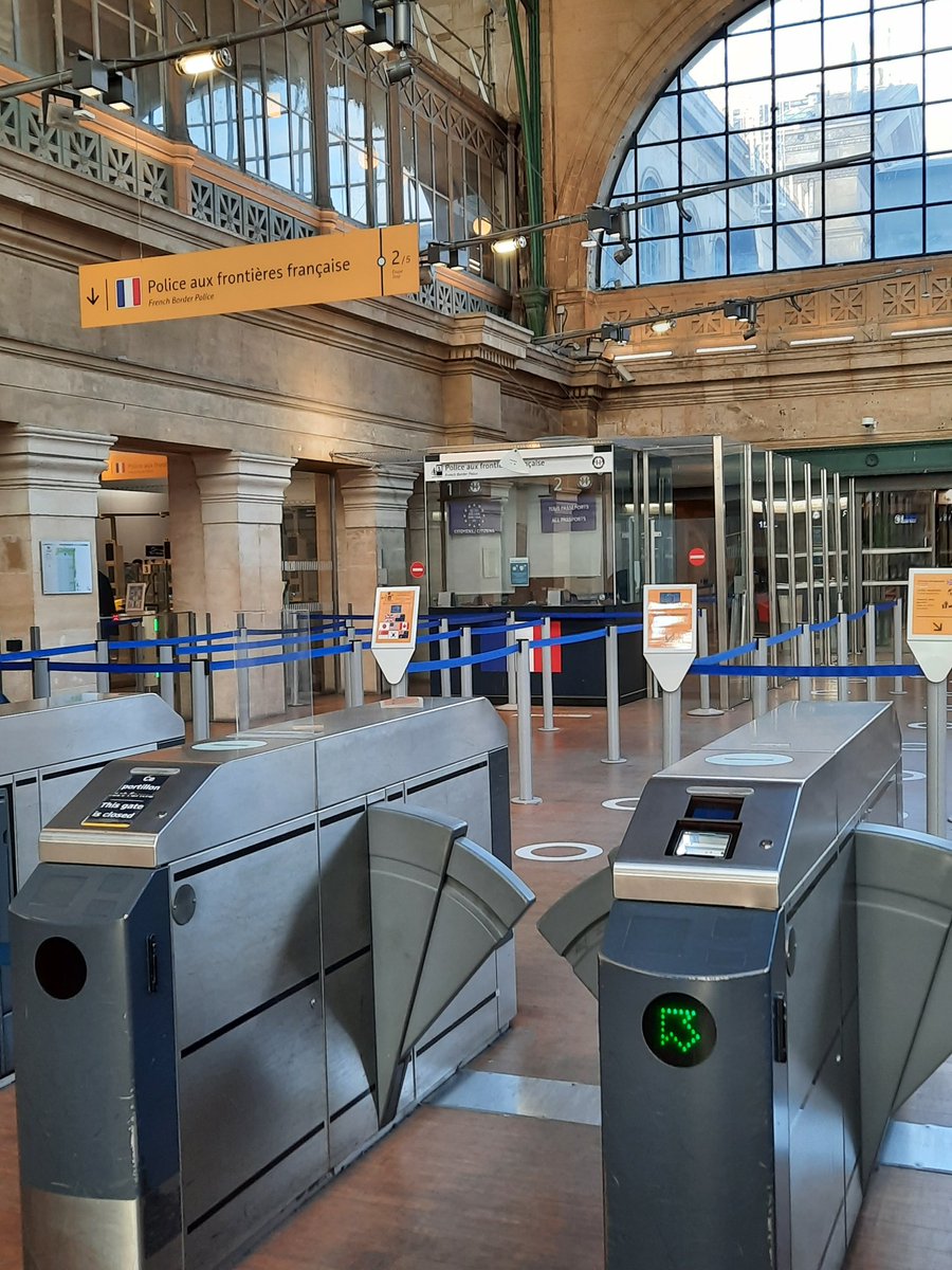 Go to #London veille de #CHELOSC avec <a href="/JeanBommel/">jean bommel</a> <a href="/matfofra98/">Mathieu Faurie</a> et à demain pour le match 21h 😉 #rmclive