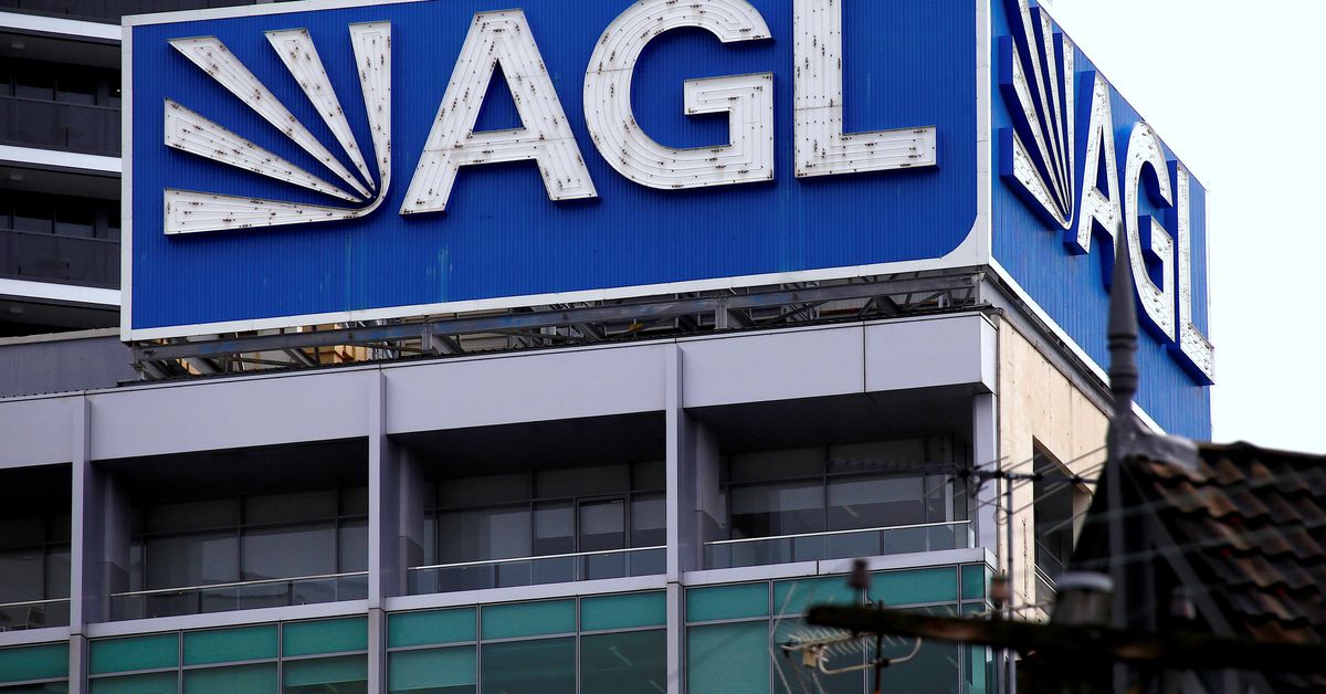 Reuters's tweet photo. Australia's AGL Energy spurns surprise $3.5 bln bid, stands by demerger plan https://t.co/CQhi1Gh7uX https://t.co/H7rmo2AVsY