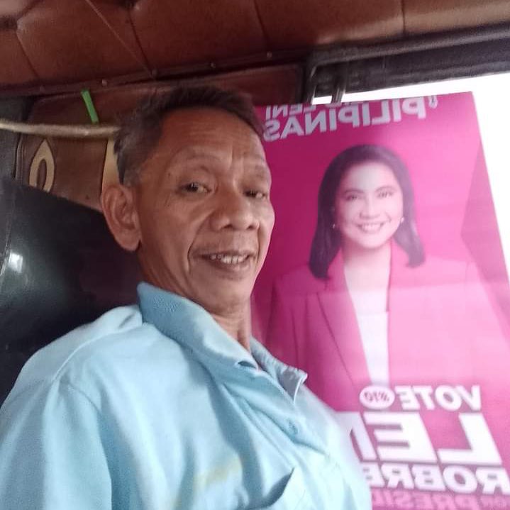 PerciCen's tweet photo. Lakas maka-good PM ng ganitong PM.

“Papi ko pong #KakamPink, President po yan ng linya nila sa jeep sa MCU-Divisoria”
#LabanLeni2022 https://t.co/HMomHUAAZQ