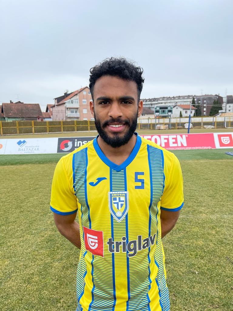 تم بحمدالله توقيع عقدي الاحترافي مع نادي إنتر زابرشيتش ✍️

أعزز امتناني لبيتي الأول <a href="/ALAHLI_FC/">النادي الأهلي السعودي</a> وحاب أشكر <a href="/SSDFT_AR/">برنامج الابتعاث السعودي لتطوير مواهب كرة القدم</a> على تسهيل طريقي للاحتراف الخارجي، وللكابتن عبدالحكيم التويجري خاصه 💚

سأقدم كل ما عندي لخدمه إنتر زابرشيتش وعودته لمكانه 💪.