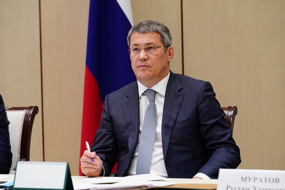 хабиров радий фаритович портрет. радий хабиров. хабиров радий фаритович глава башкортостана вертикальное. радий хабиров. глава республики башкортостан радий хабиров.