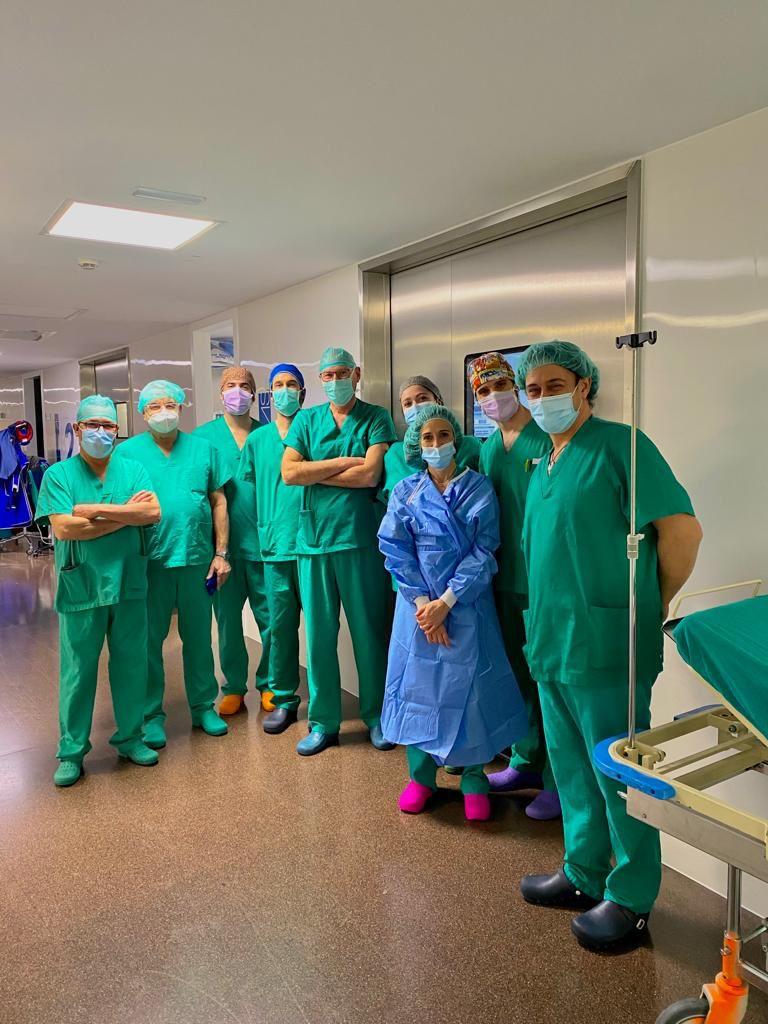 saasandorra's tweet photo. La setmana passada es va celebrar amb èxit el 1r Curs d’Ablació per Radiofreqüència de Varius d’Andorra a l’HNSM, organitzat i impartit pels especialistes d’Angiologia i Cirurgia Vascular (ACV) del @saasandorra 
amb assistència d'especialistes d’ACV de diversos hospitals catalans https://t.co/OE0GObm7FR