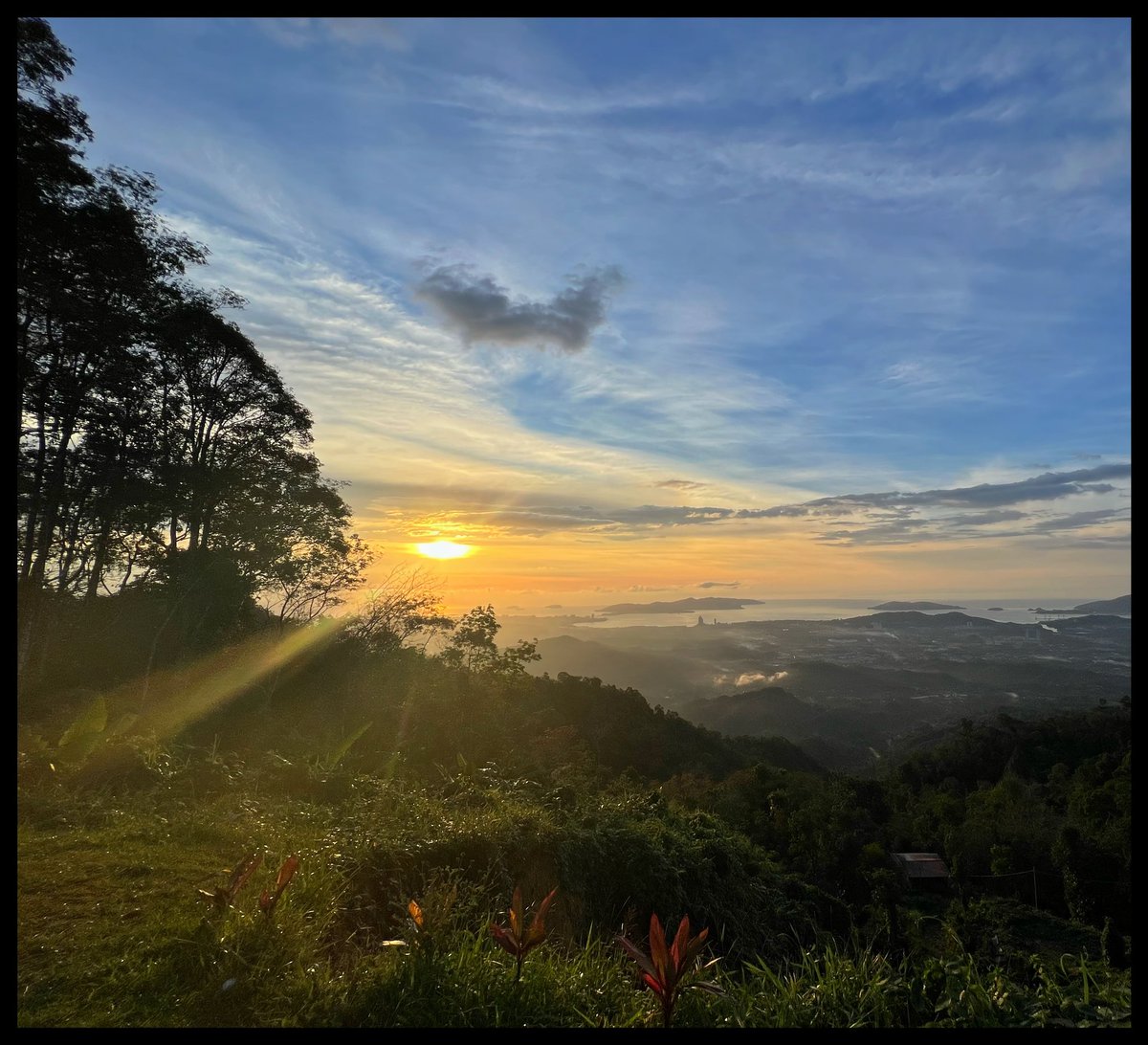 Soon the sunset over Kota Kinabalu  #adventurebiking #malaysia #bmwgs #travel #advlife
