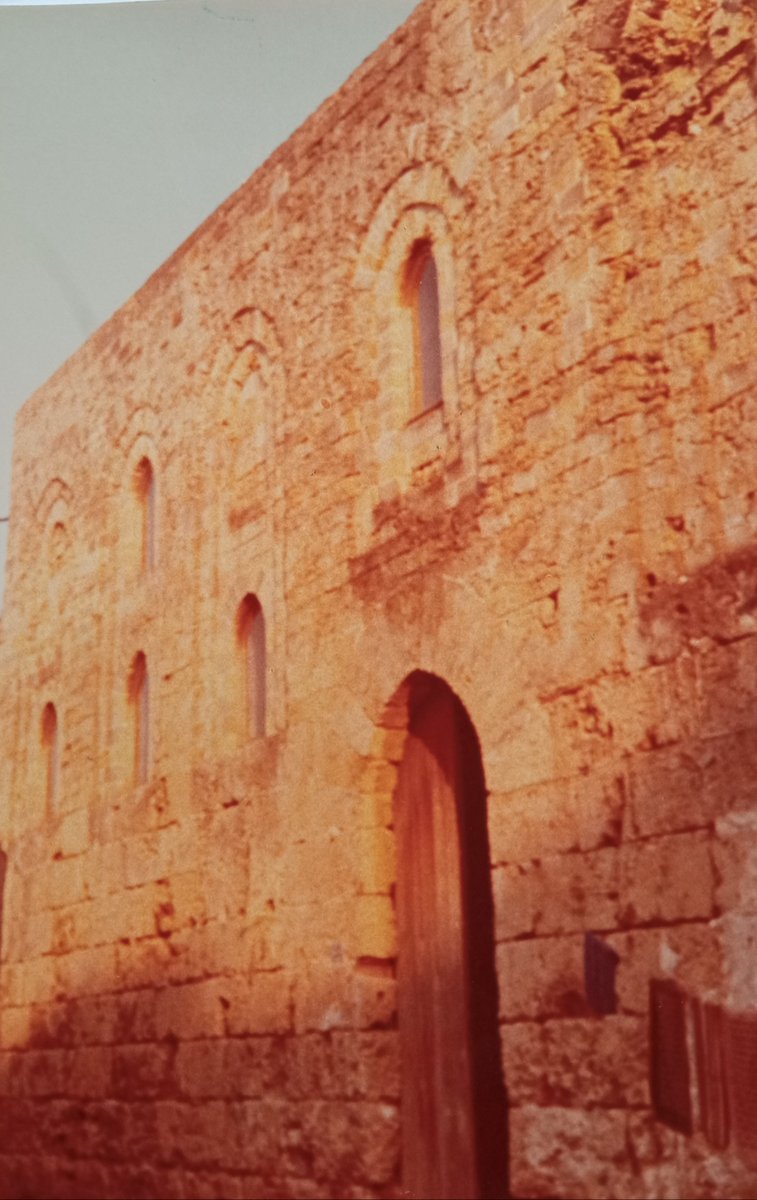 jolanda_stefano's tweet photo. Castello arabo di Maredolce 
 costruito dall'emiro Kalbita Giafar 
databile tra il 998 e il 1019-Palermo
#ViaggioNellAntichita 
#VentagliDiParole 
@crucant 
@manuelasidari 
@IvoMandarino 
@Alberto63Al https://t.co/RX3gYXNIAA
