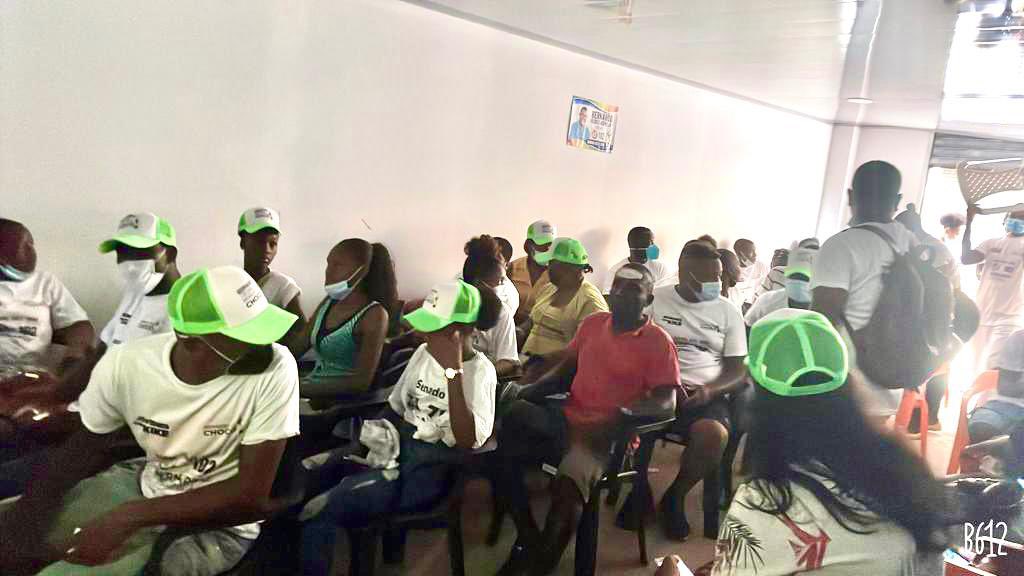 Son menos de 20 días para que decidamos quiénes representarán los intereses del Chocó en el Congreso, no descasaremos para sumar apoyos y lograr ser tu representante, este 13 de marzo vota U 102 #PrimeroElChocó