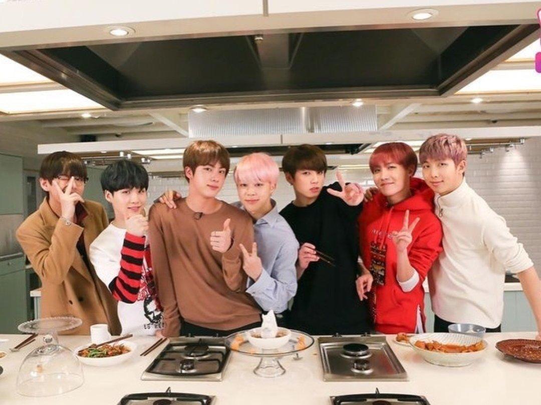 мой дом там где ты бтс. I'm fine bts фотосессия. корейская группа бтс. бтс смешные кадры. мой дом там где ты бтс.