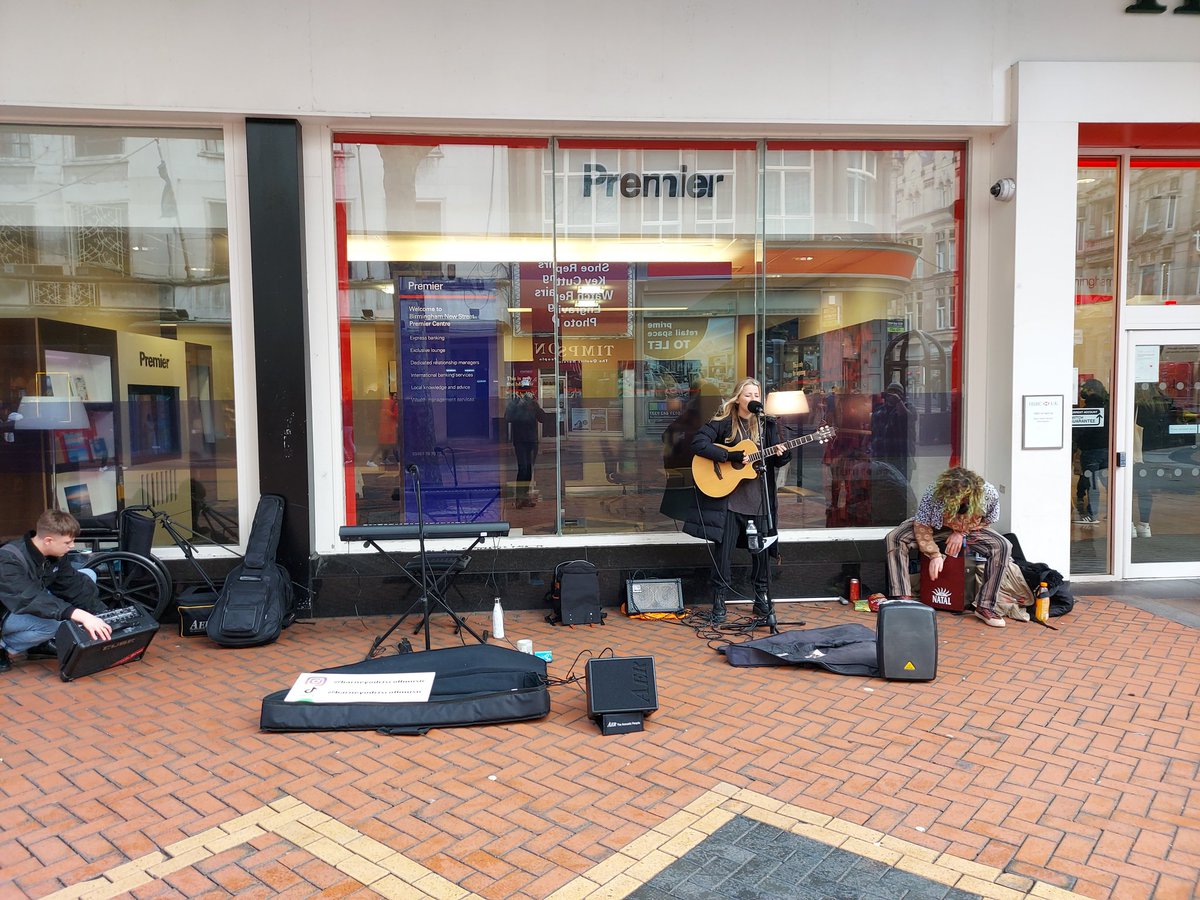 DavidFisherFolk's tweet photo. Brum buskers out in force to Stop the Birmingham Busking Ban

Make your voice heard here:

https://t.co/0M9UrUqakJ

The consultation ends tomorrow! 

#SaveBrumBuskers #birmingham #KeepStreetsLive

@EstherTmusic https://t.co/uZuTibFopn