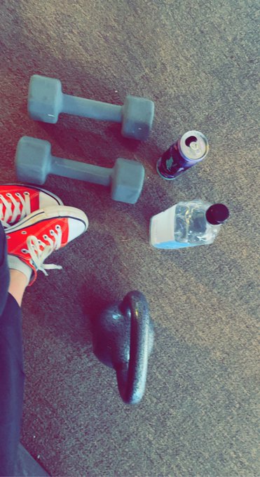 Gym life .. weight loss is hard but I am getting it done ✅ #weightloss #MondayMotivation https://t.c<a href="/tag/weightloss"class="tags"><span>#weightloss</span></a><a href="/tag/mondaymotivation"class="tags"><span>#mondaymotivation</span></a>