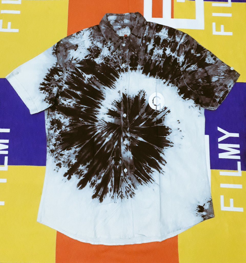 CFC_Classic's tweet photo. @_theladymo Good day....I produce and sell tie dye fabrics just the way you'll love it...we make you see value in what you've spent on...this is "Classicpreneur Adire Clothing" we await your patronage.
Thanks @_theladymo for this opportunity to sell myself 🙌💙❤💯 https://t.co/qgt7zIqnRK