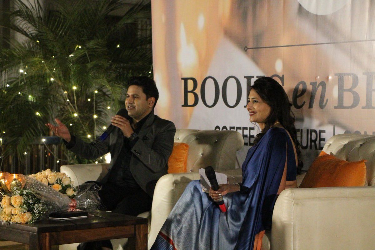 Booksenbeyond1's tweet photo. What an evening it was on the 11th of this month. The August gathering was inspired by one &amp; only @manojmuntashir #faridabad #Maa #matrbhoomi #poems #lyricist #writer #authorscommunity #authors #coffeetime #culture #literature https://t.co/qj0O3BVR7Y