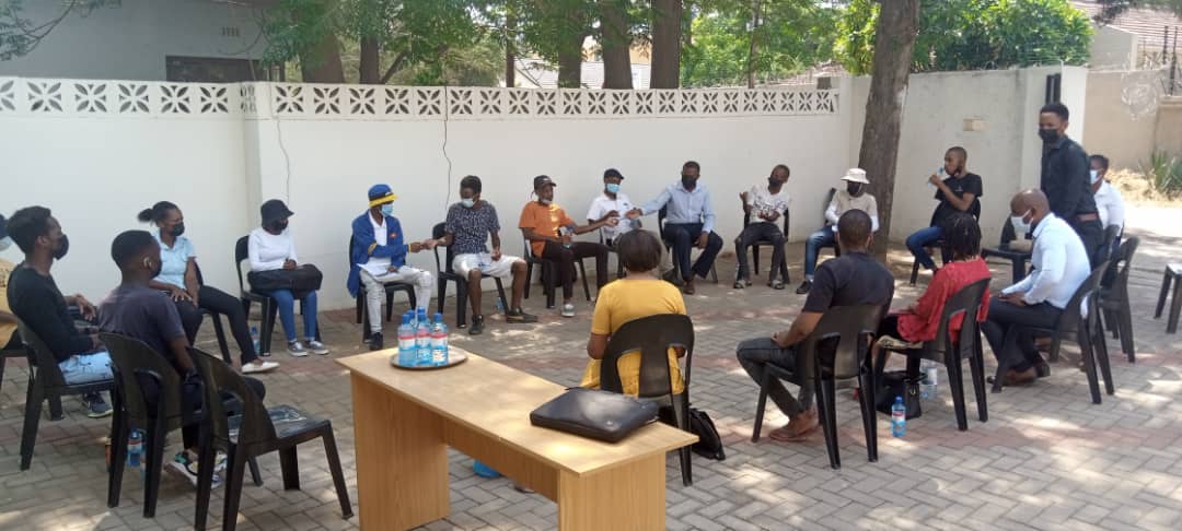 BoadBw's tweet image. Photo gallery taken at Botswana Association of the Deaf on a youth session with Botswana National youth council.