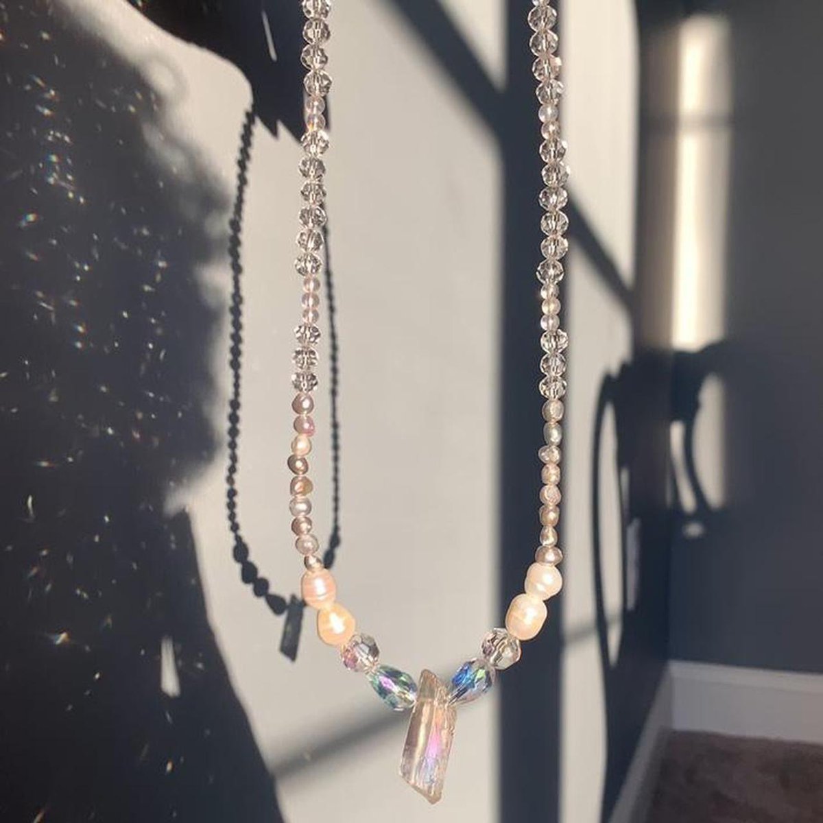 passionfIora's tweet photo. Icicle necklace ❄️😸🧚🏾‍♀️❄️ #SmallBusiness #art #blackbusiness https://t.co/XfYrmQoxgc
