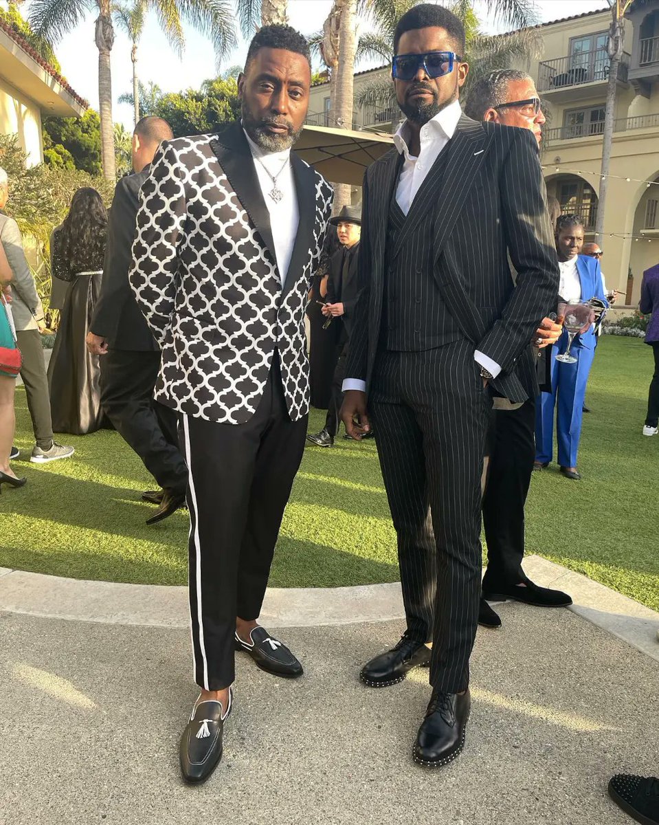 legitngnews's tweet photo. An Icon meets his Icons!

Our MCM, Basket mouth is rolling with the Big Boys🙌🙌

📸: basketmouth (Instagram)

#legitng #legitposts #basketmouth #mondaygoodness https://t.co/mZwyuN0ym3