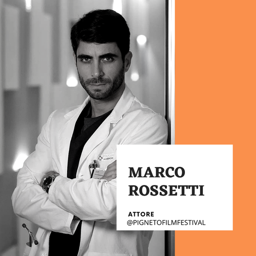 Che mondo sarebbe senza #marcorossetti 
Il dottor Damiano Cesconi ha fatto visita da noi.
Marco Rossetti ha interpretato Gabriele nel corto “Anna, Again”, regia di Josh Brown (2020), che abbiamo proiettato e presentato insieme in Piazza del Popolo in occasione di #UEFAEuro2020.