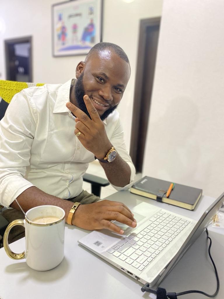 Tech4DevHQ's tweet image. It&apos;s a beautiful day to set your goals for the week. 
Remember that you can do all you set your mind to. 

Have a productive week! 

#Tec4dev #mondaymotivation