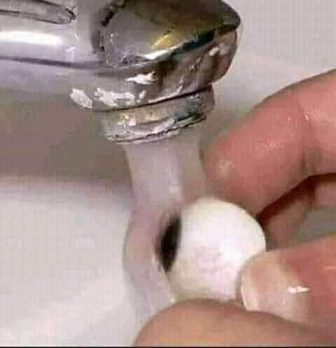 antonis_nak's tweet photo. Me when people compare Eminem to any white rapper https://t.co/aviRk7qyKP