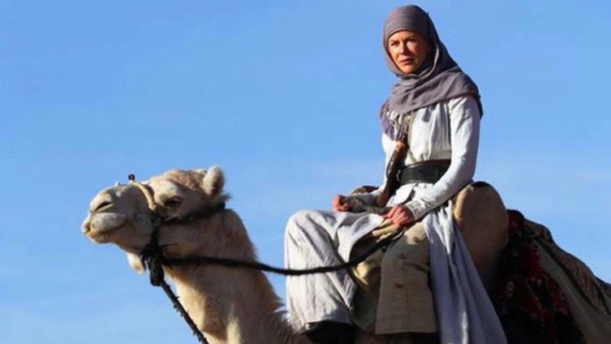 SaveRedlandLibr's tweet photo. 10:40am TODAY on #GreatMoviesClassic
The 2015 film🎥 “Queen Of The Desert” directed by #WernerHerzog from his own screenplay
🌟#NicoleKidman #JamesFranco #DamianLewis #JayAbdo #RobertPattinson
Biopic of #GertrudeBell https://t.co/sdn2lU68MG