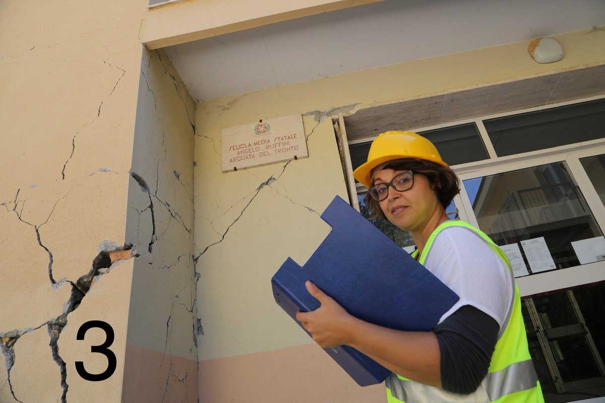 DPCgov's tweet image. #ProtezioneCivile30 📣Partecipa al contest! Scegli una foto e scrivi un testo per rappresentare lo spirito del  Servizio Nazionale.
Scrivi nei commenti il numero della foto scelta e un testo per descriverla. Il #24febbraio, giorno del trentennale, pubblicheremo i post più belli