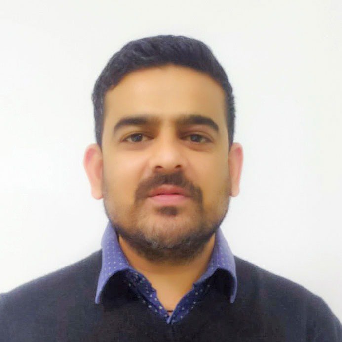 varun_arora04's tweet photo. Dhananjay Pant resident of Greater Noida West is MISSING from last 24 hrs. He left home yesterday noon &amp; din’t came back. If anyone has any info or find any info abt him pls contact us @dgpup @Uppolice @noidapolice   @noidatraffic @noida_authority  @dm_ghaziabad @ghaziabadpolice https://t.co/o0Qsiz6NjR