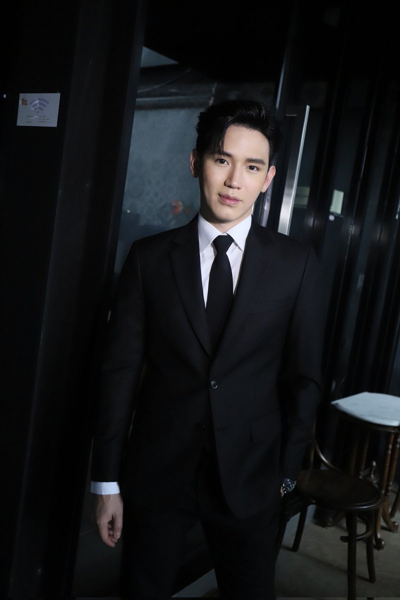 newwieeland_FC's tweet photo. ฝากติดตามผลงานล่าสุด
ของนิว ฐิติภูมิ ด้วยน๊า 😃❤
#ดงดอกไม้ 
#change2561 
#ช่องวัน31 
#Newwiee 
Thx pic from siamdara https://t.co/lSmRwofCUZ