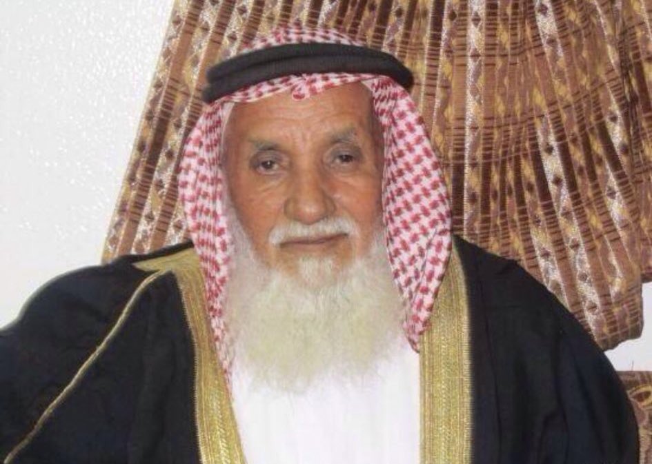 7amid_6's tweet photo. توفى الشاعر
ذعار بن قاعد الفريدي الحربي
المُلقب(ولد أمس)
بعد معاناة مع المرض رحمه الله 
وغفر له وأسكنه فسيح جنانه 
وهو شاعر وله باع طويل بالشعر: https://t.co/gwPwugoMJD