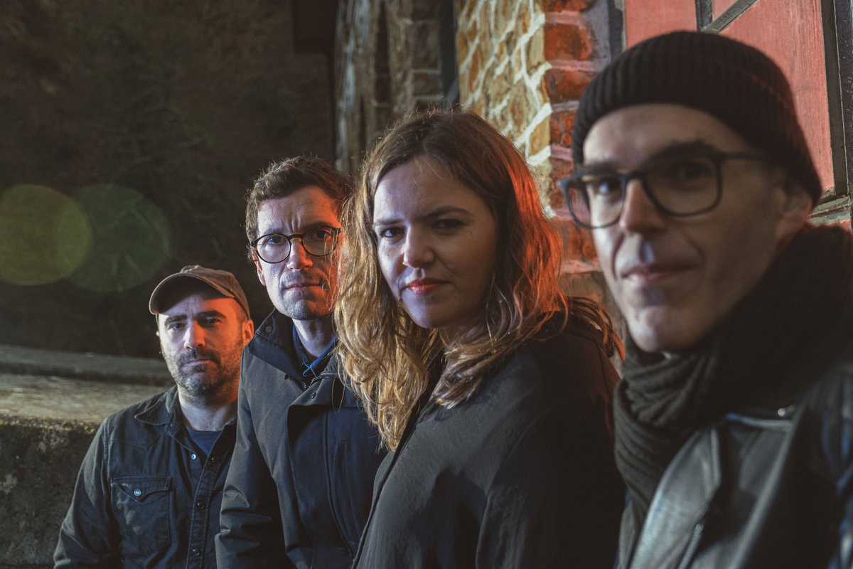 "Burua eta gorputza astintzeko kantuak", <a href="/ane_arruti/">Ane Arruti</a> Keia taldeko abeslari eta konpositorearen abesti hautaketa.
🎧🎧🎧badok.eus/zerrenda/burua…