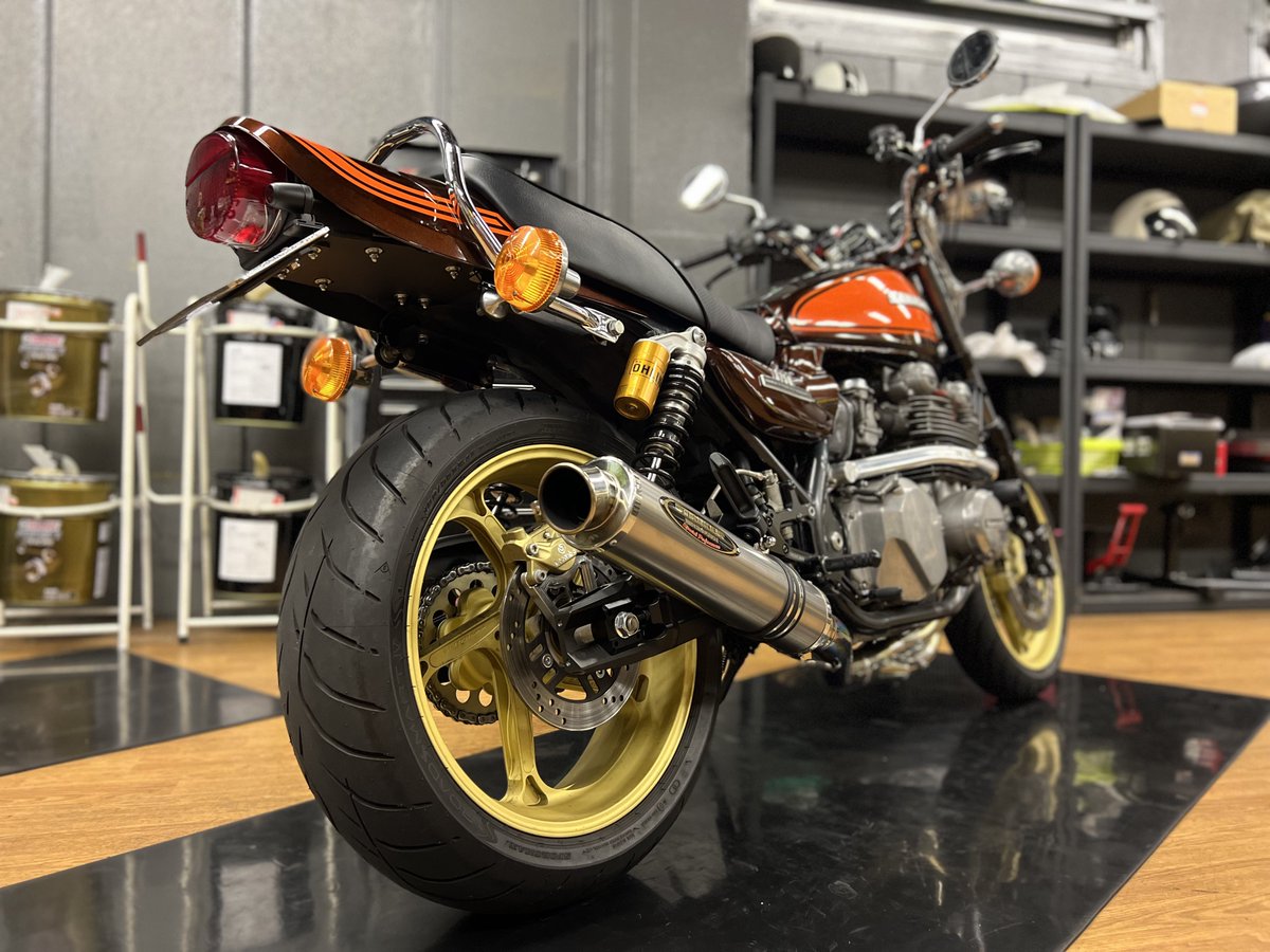 ストファイ GSR750 フルカスタム ヨシムラ マフラー オーリンズ