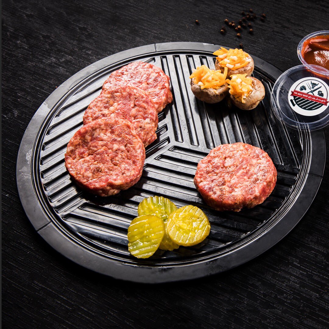 جهزنا لك البرجر بملحقاته .. يبقى الشوي عليك 🔥🍔

#themeatshop #grill #bbq #wagyu #steak #gourmetmeat #Riyadh #lampchops #ستيك #برغر #واغيو #لحم #الرياض #ذا_ميت_شوب