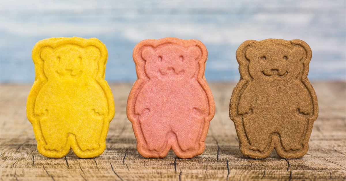 Looking for a back to school snack? My Favourite Bears are all butter, naturally flavoured biscuits made with all natural ingredients and no nasty additives. 

Find them in our catalogue:  ow.ly/1Nfq50HMq7b

#backtoschool #myfavouritebear #raspberry #banana #chocolate