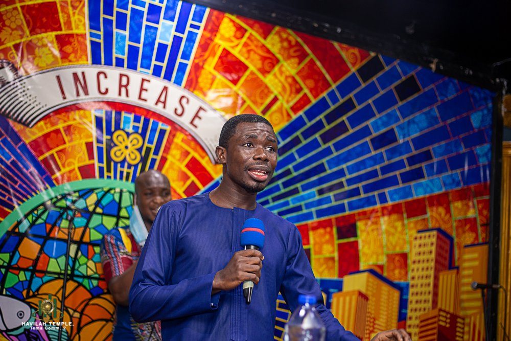 ICGCHAVILAHTEM1's tweet photo. "There are higher dimensions in God that you need to desire and be drawn into" ~ Pastor Edward Ansong (Purpose 2- Sunday 20/02/22)

#SundayService
#HavilahTemple 
#MonthOfPurpose
#YearOfIncrease 
#WeAreICGC https://t.co/a18dFo3EEq
