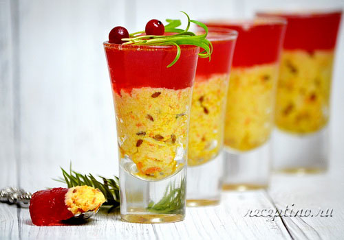 helpdoc2013's tweet image. Куриный паштет под острым желе из красной смородины - рецепт с фото receptino.ru/pashtety/3518-…