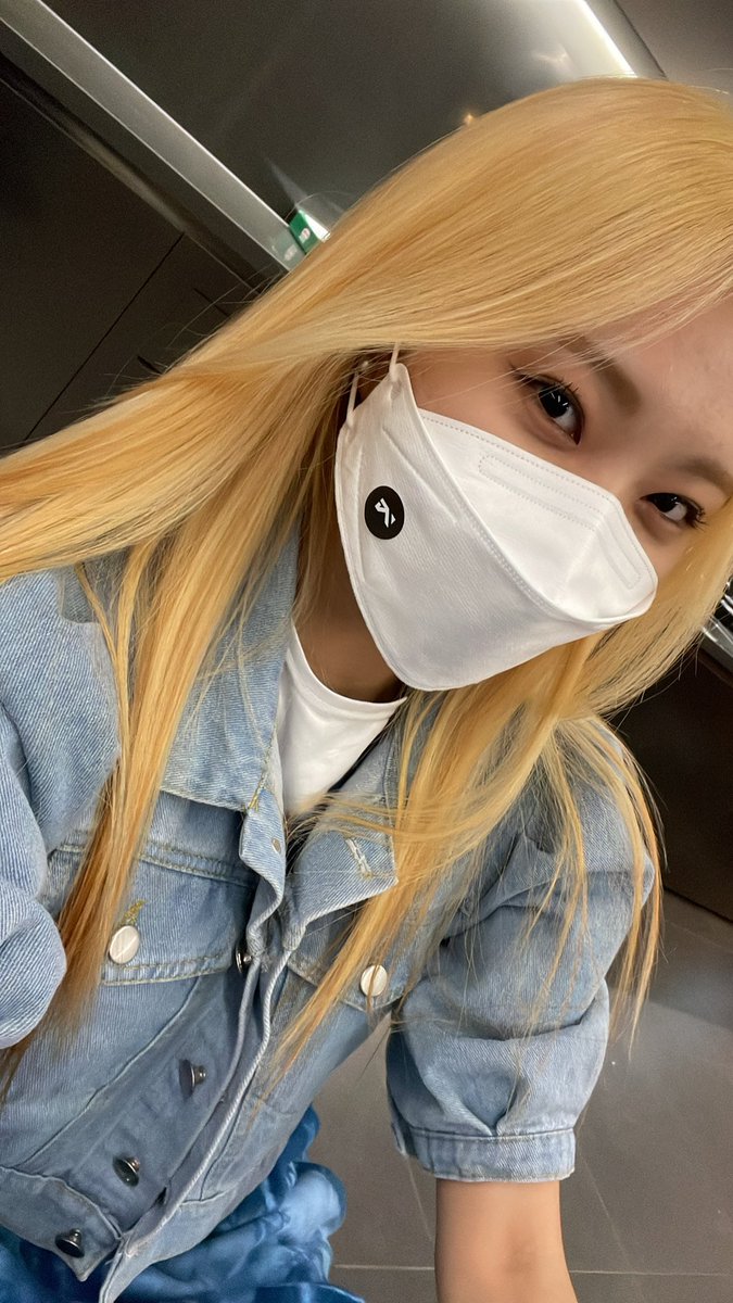 탈색 완료- 덮을 어울릴 색 추천해주세요오