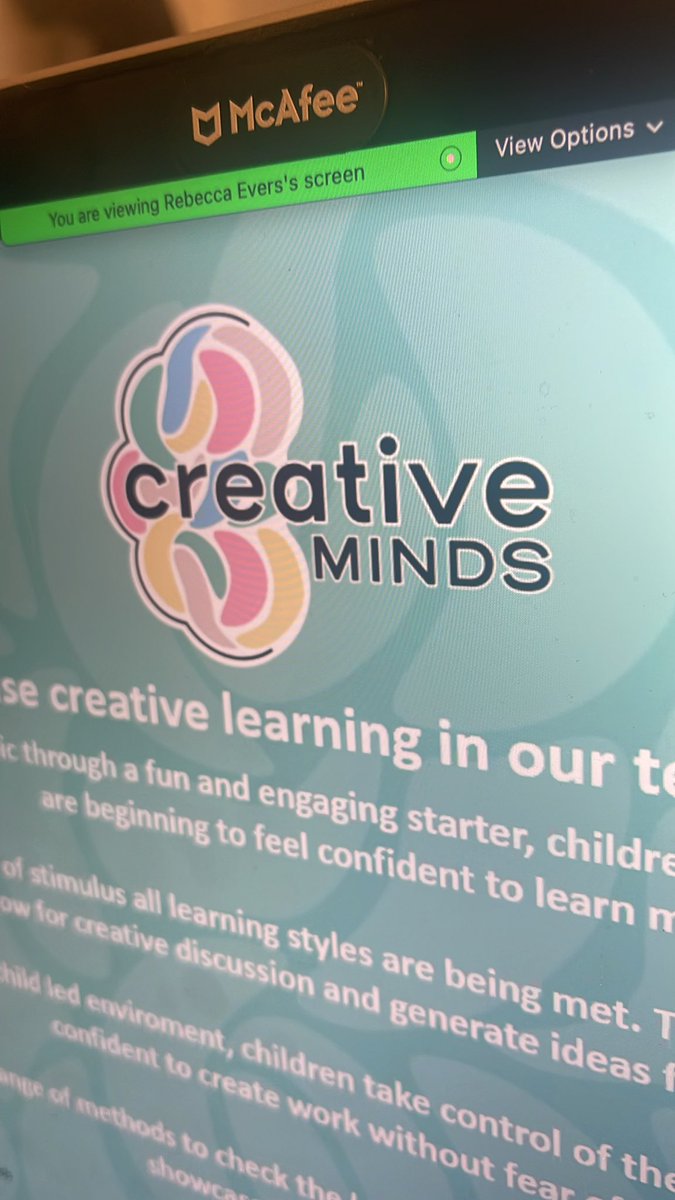 MissPanfili tweet media