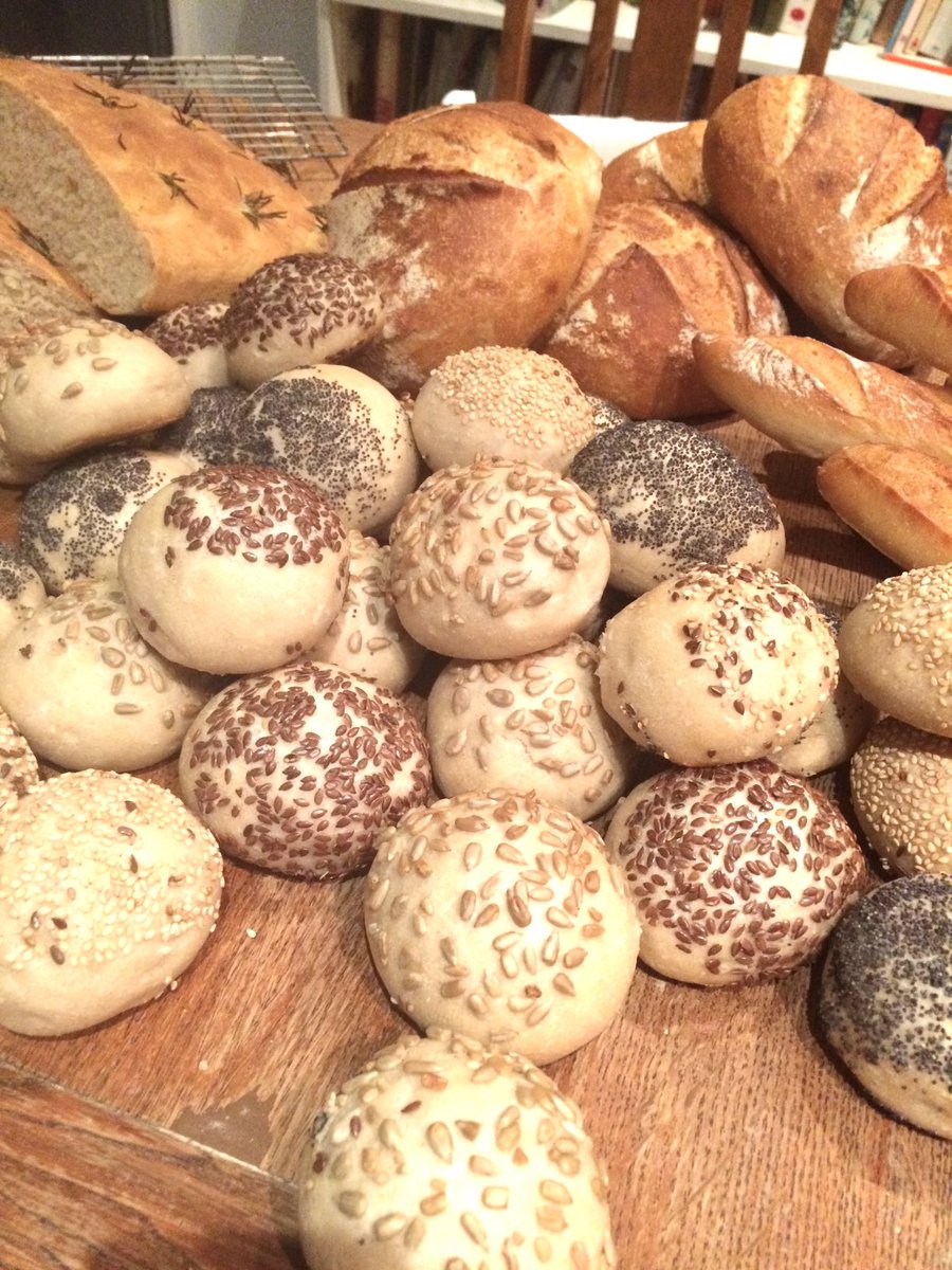 BreadBakerDani's tweet image. Do you have a burning question about scaling up bread making? Pricing? Equipment? we are ready to answer on #breadchat 28.3.22 7:30 pm Advance booking essential please RT! severnbites.com/bread-chat/