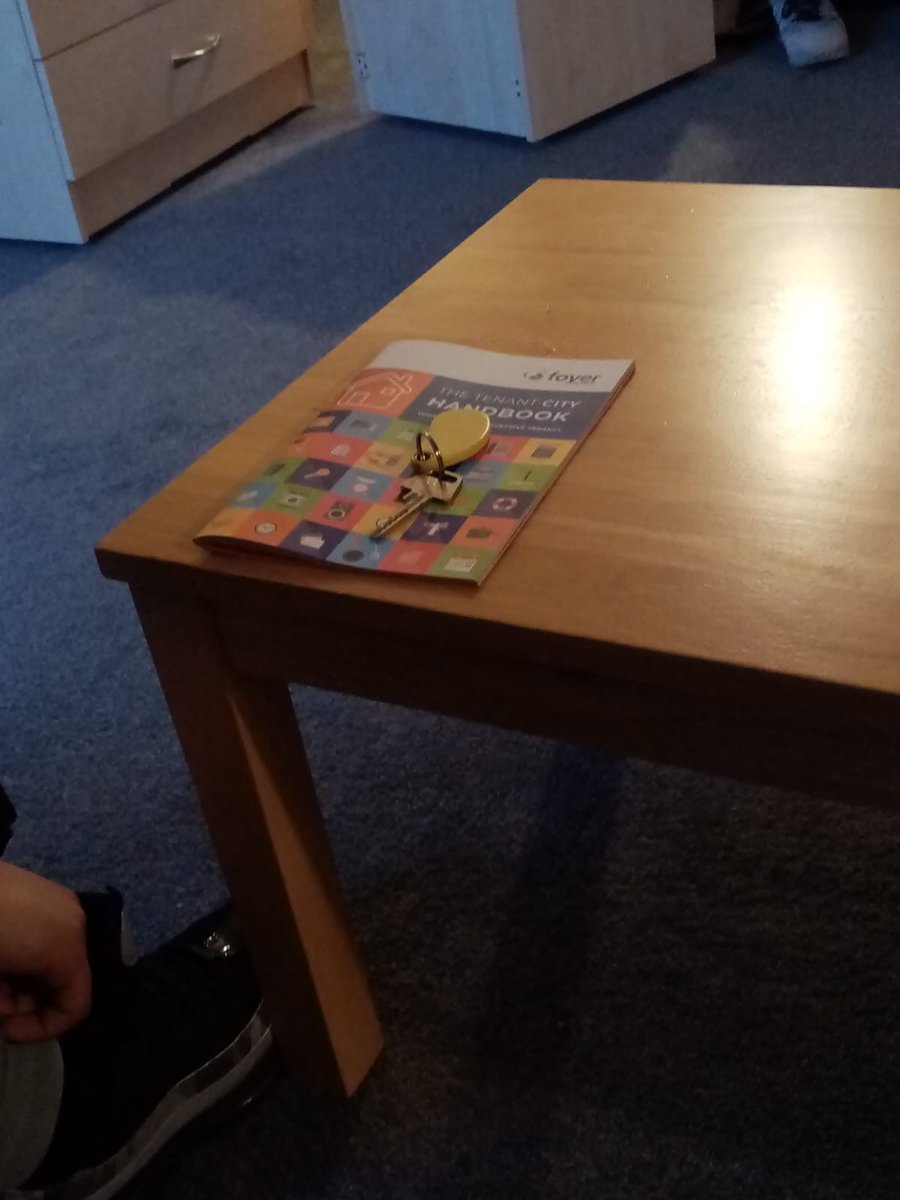 ApexGandT's tweet photo. A very exciting moment for one of our RAFT young people who got their first flat last week and moved in. We look forward to seeing this next chapter for you 🏠 Congrats 👏 #firsthome #movingweek #RAFT #PeopleMakeApex #newchapter https://t.co/zPlOEiRCcK